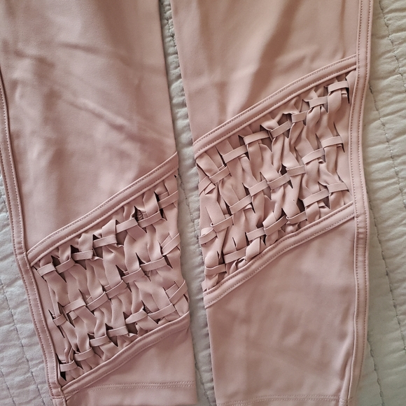 HP🎉NWT Free People Movement Revelation Leggings - Picture 4 of 4